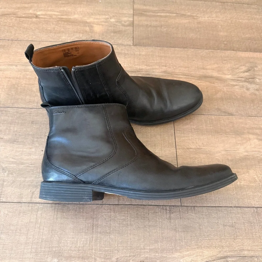 Clarks Leather Ankle Boots Mens 10.5 Black western Cowboy Side Zip Dress Boot